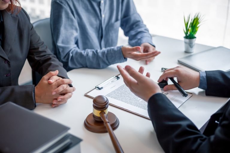 Running a Business While Battling a Lawsuit? Running-a-Business-While-Battling-a-Lawsuit?